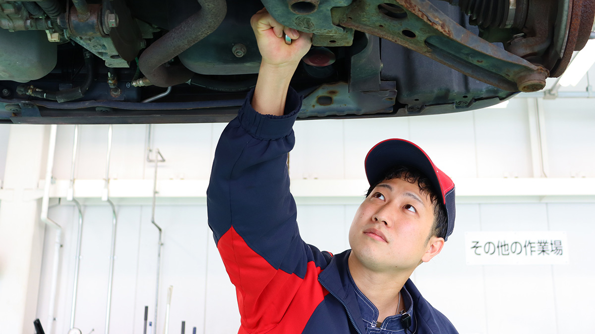 新卒入社 嶋田整備士 ダイハツ千葉